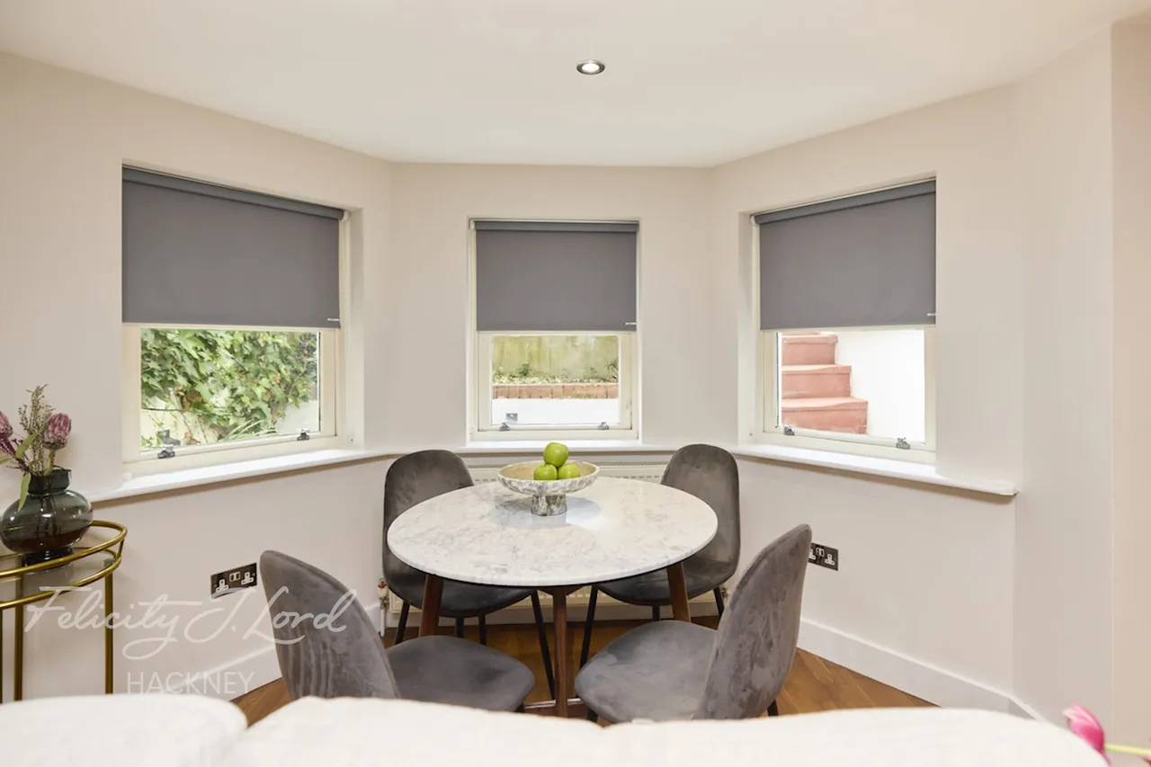 Mildenhall Road, London, photo 35