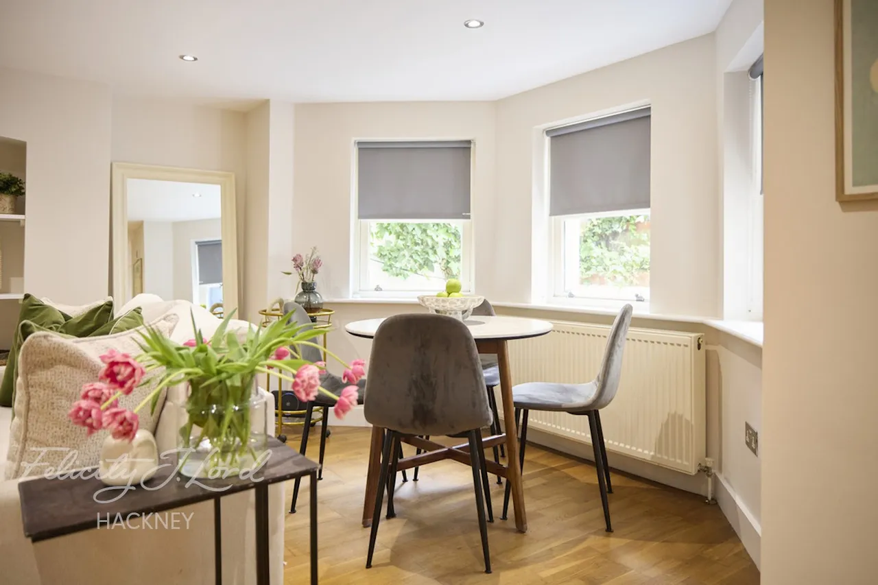 Mildenhall Road, London, photo 33