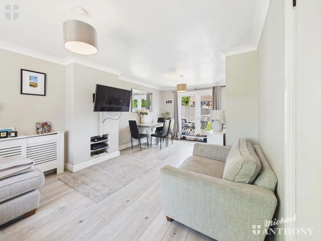 Oakfield Road, Aylesbury, HP20 1LL, photo 2