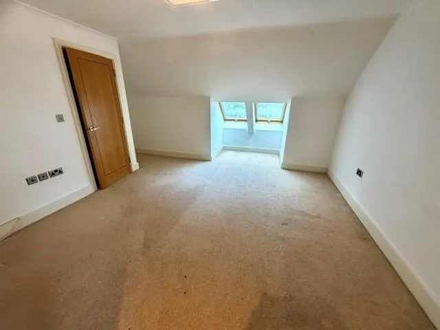 Katherine Close, Mill Hill, photo 9