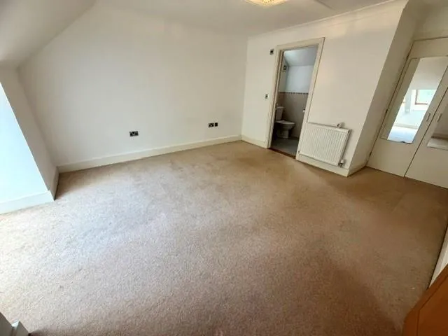 Katherine Close, Mill Hill, photo 10