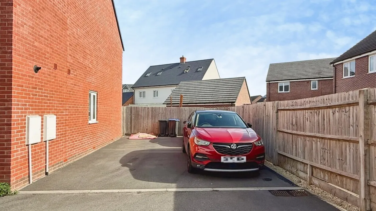 Amazon Way, Westbury, BA13, photo 15