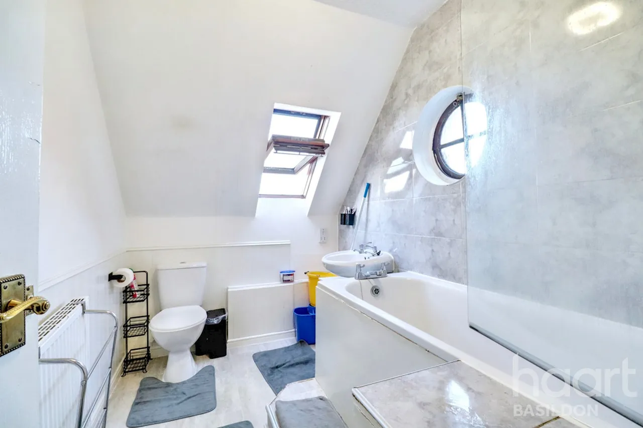 Acorn Place, Basildon, SS16, photo 8