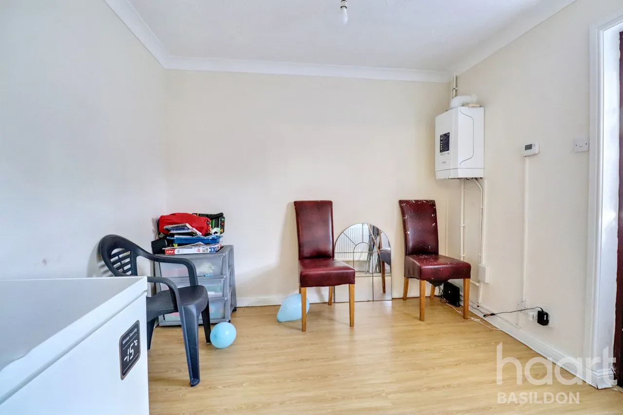 Acorn Place, Basildon, SS16, photo 10