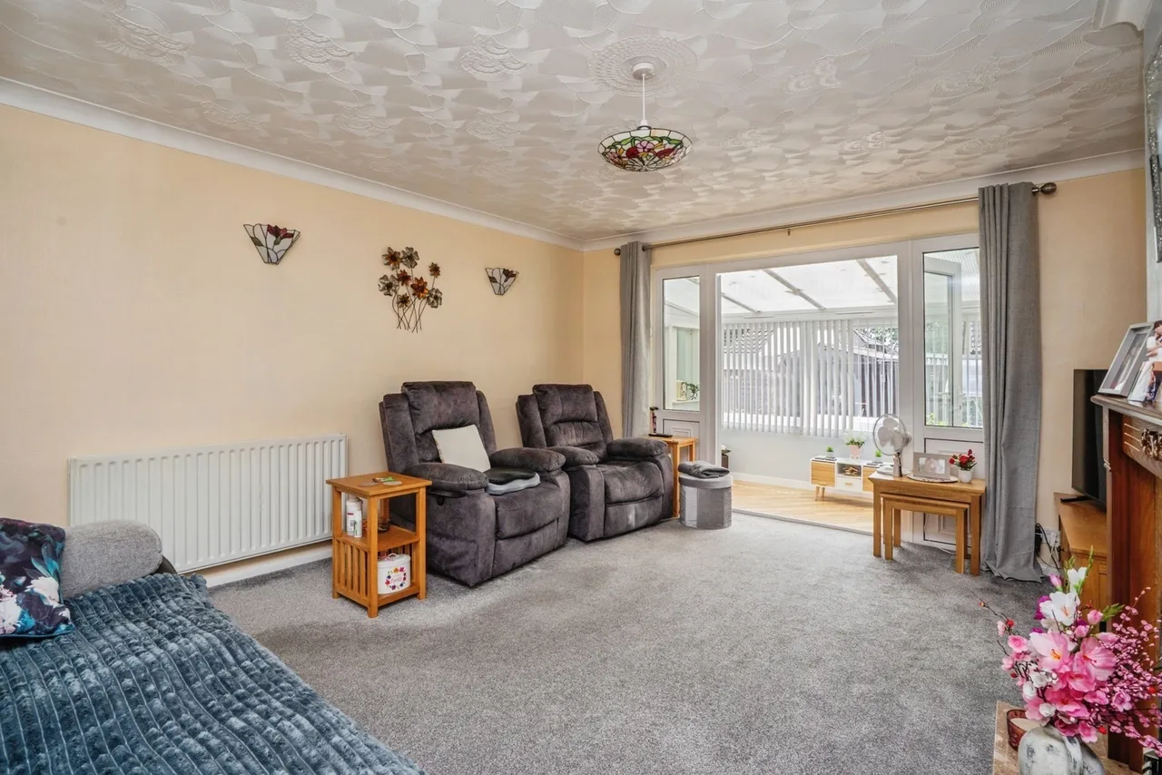 Hawkewood Avenue, Waterlooville, PO7, photo 13