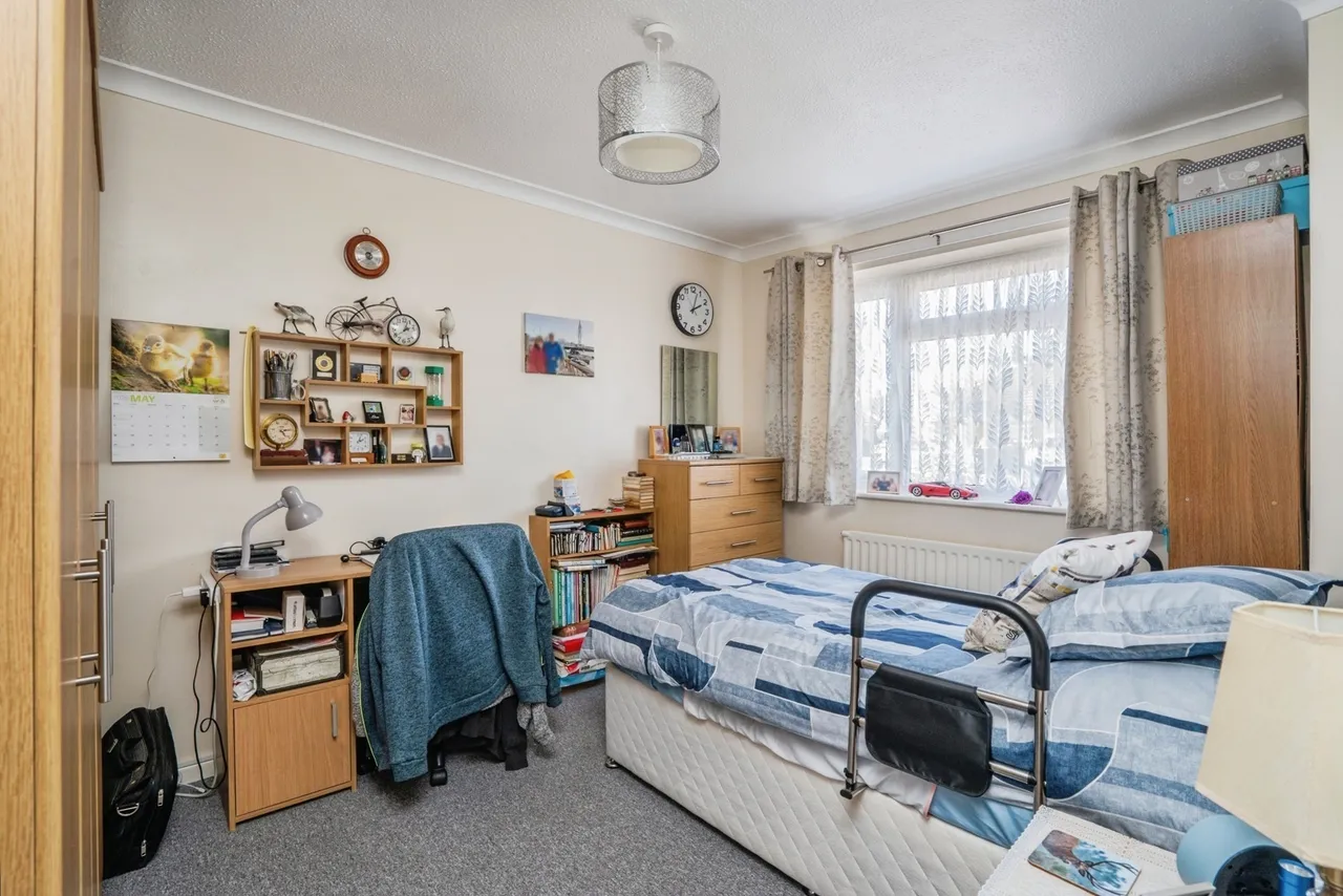 Hawkewood Avenue, Waterlooville, PO7, photo 6