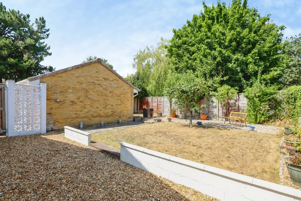 Halstock Crescent, West Canford Heath, BH17, photo 4