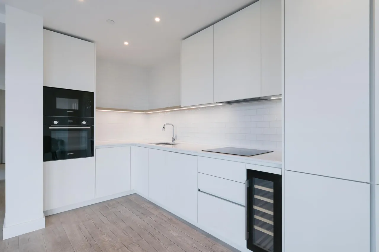 Grand Union, Alperton, HA0, photo 6