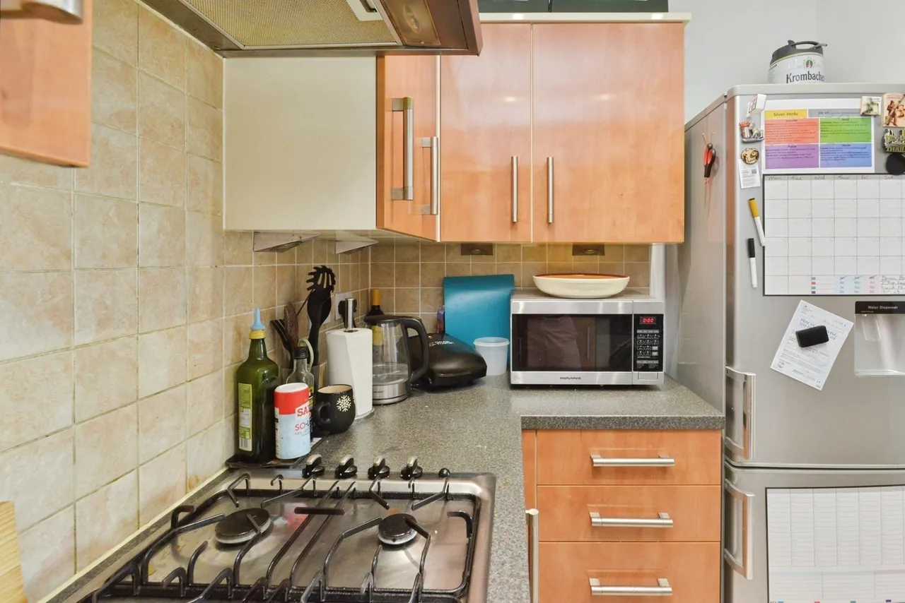 Dunthorne Way, Grange Farm, Milton Keynes, Buckinghamshire, MK8, photo 6