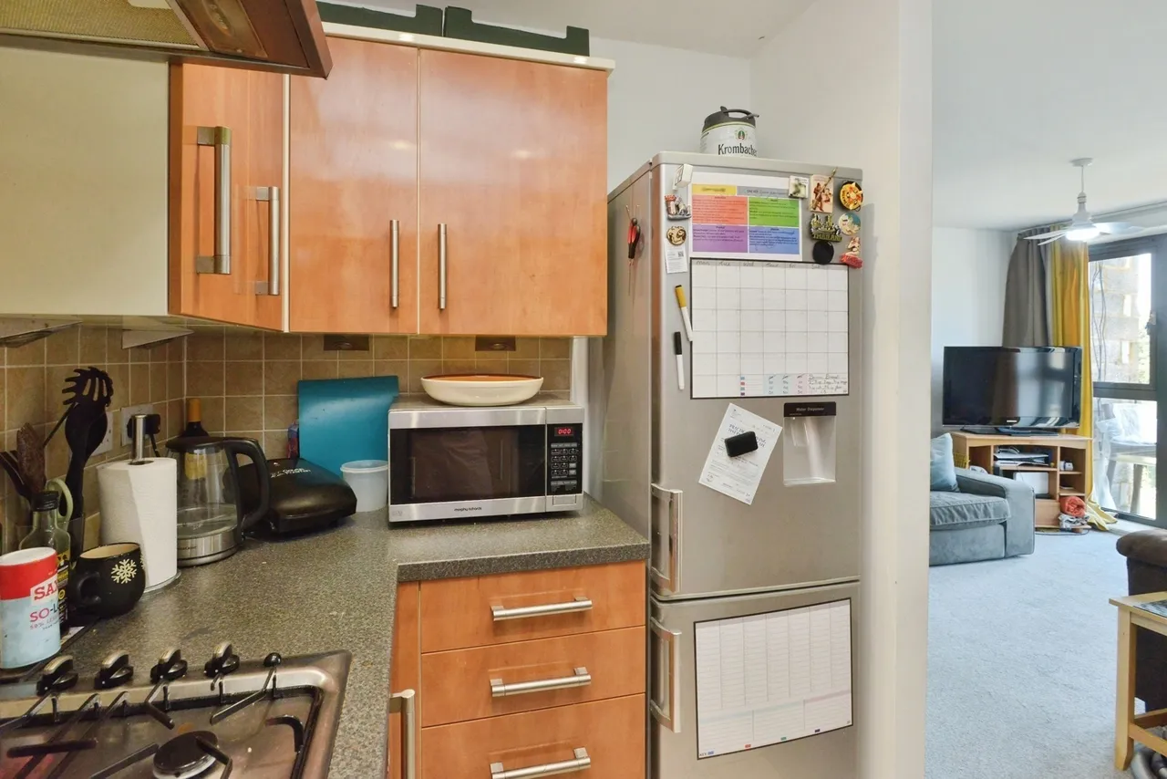 Dunthorne Way, Grange Farm, Milton Keynes, Buckinghamshire, MK8, photo 5