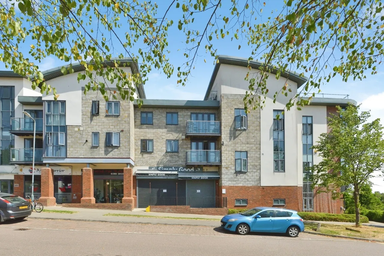 2 bed flat for sale — Dunthorne Way, Grange Farm, Milton Keynes, Buckinghamshire, MK8