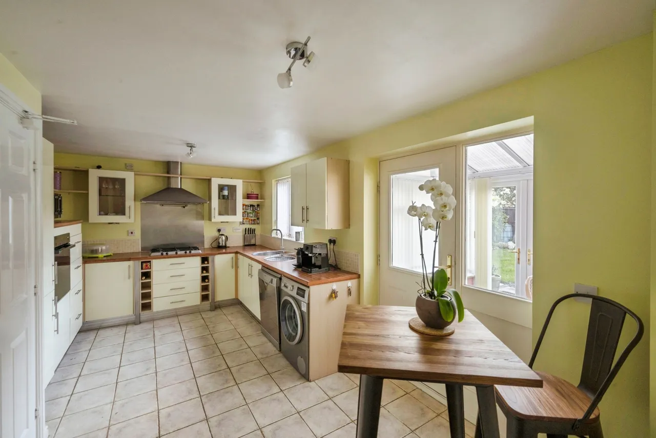 Brander Close, Doncaster, DN4, photo 2