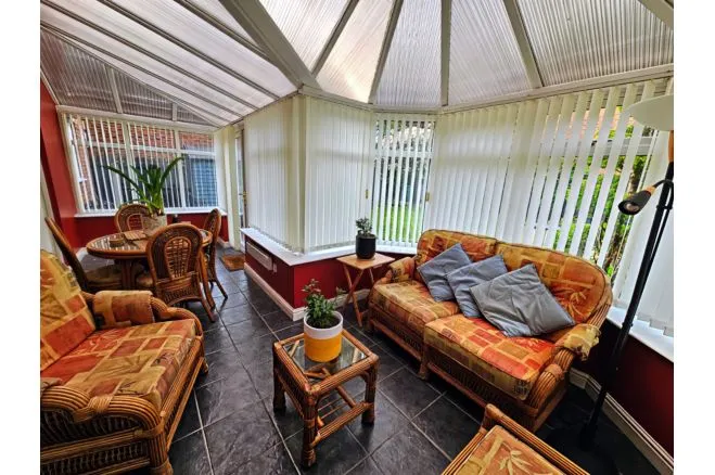 Brander Close, Doncaster, DN4, photo 6