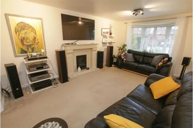 Brander Close, Doncaster, DN4, photo 4
