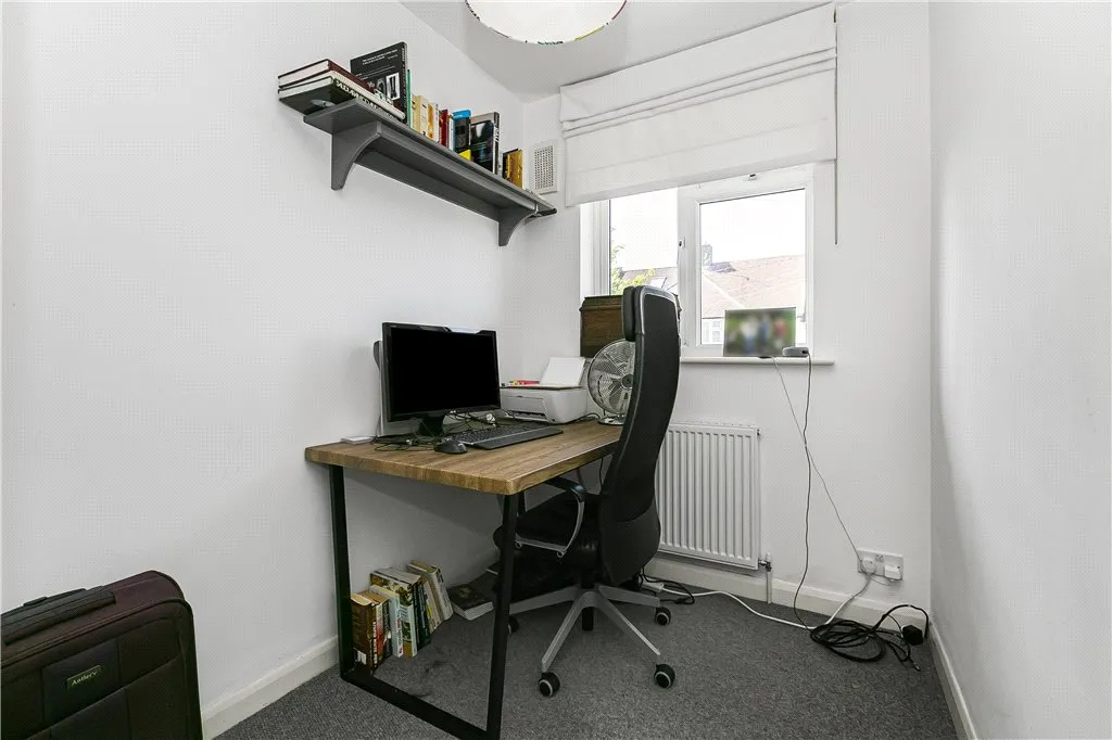 Lincoln Avenue, Twickenham, TW2, photo 10