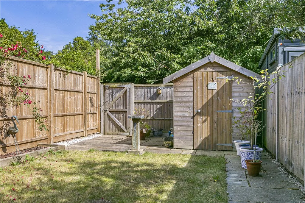 Lincoln Avenue, Twickenham, TW2, photo 18