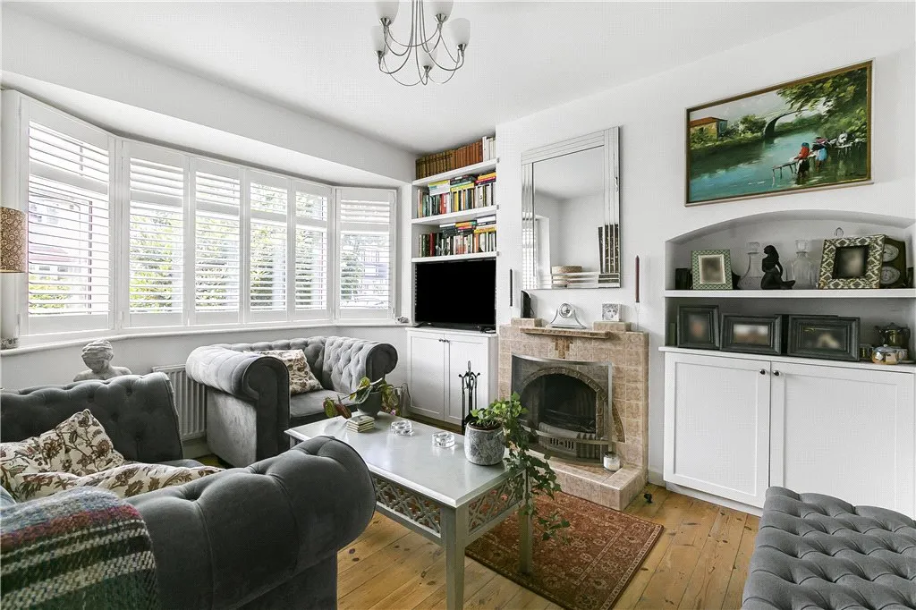 Lincoln Avenue, Twickenham, TW2, photo 2