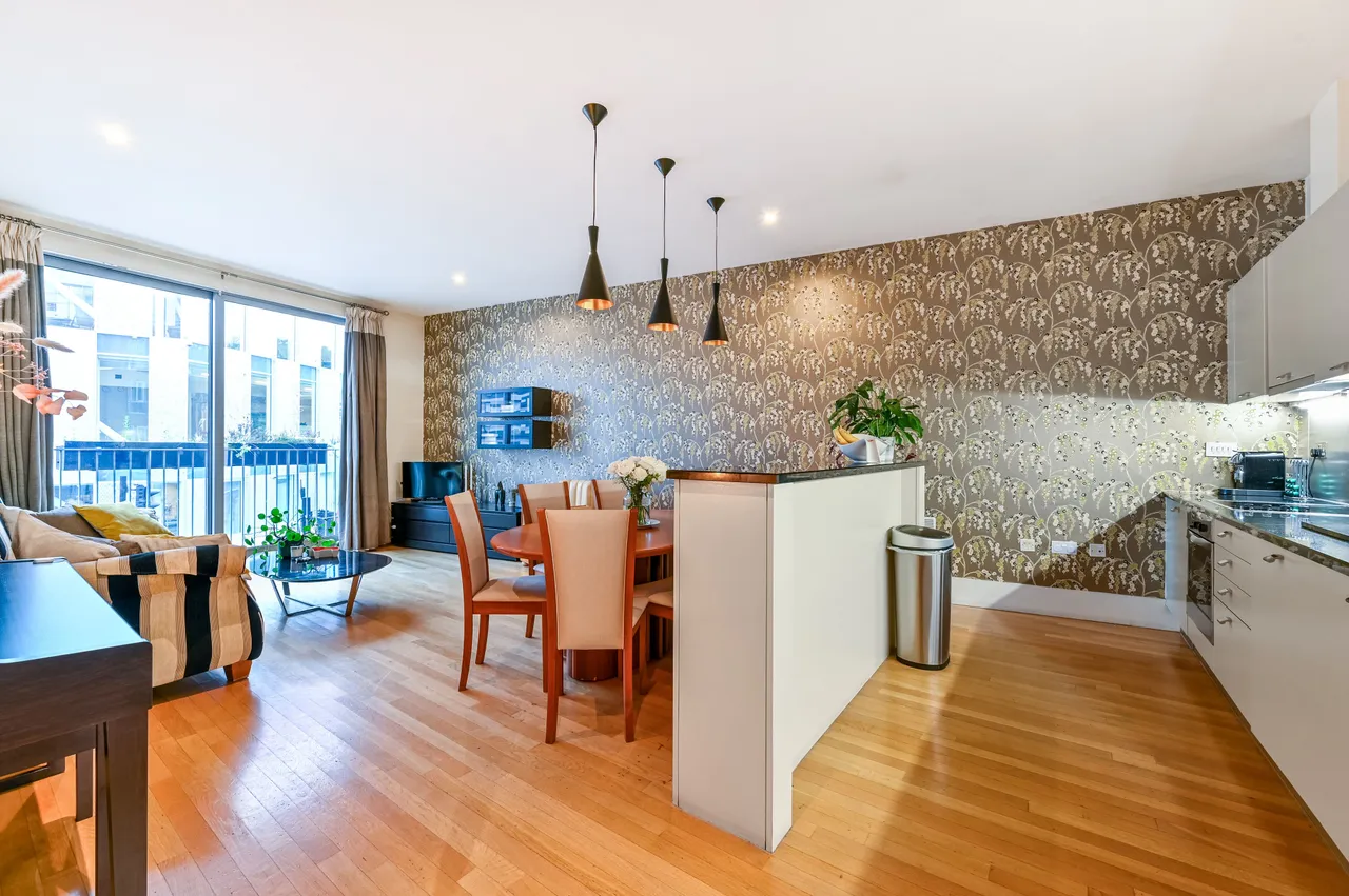 2 bed flat to rent, London, N1