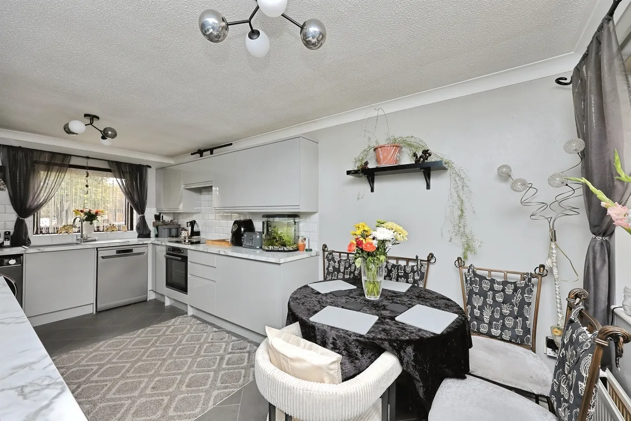 Harsnett Close, Norwich, NR5, photo 8