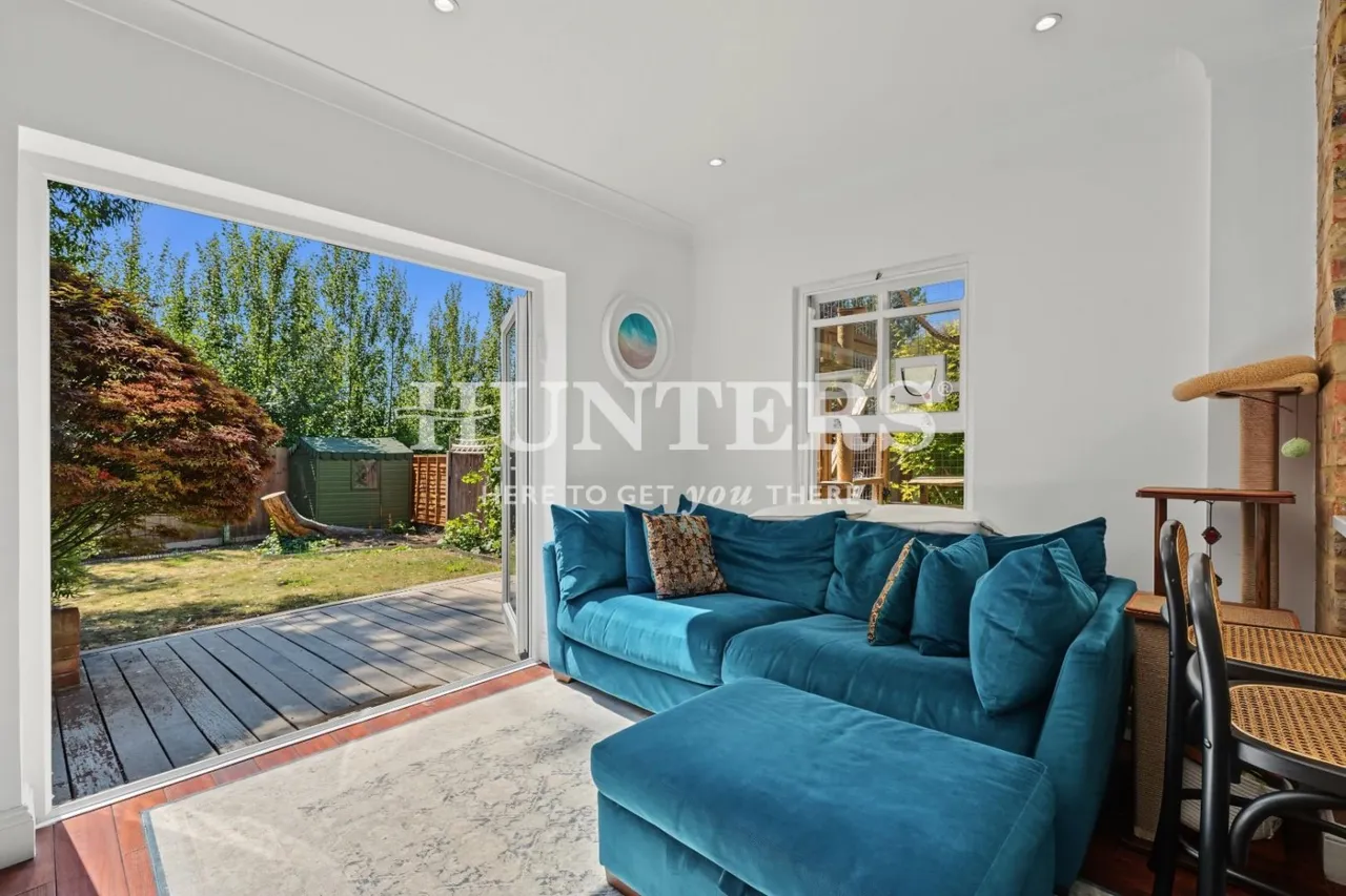 3 bed flat for sale — Westbere Road, West Hampstead, London, NW2