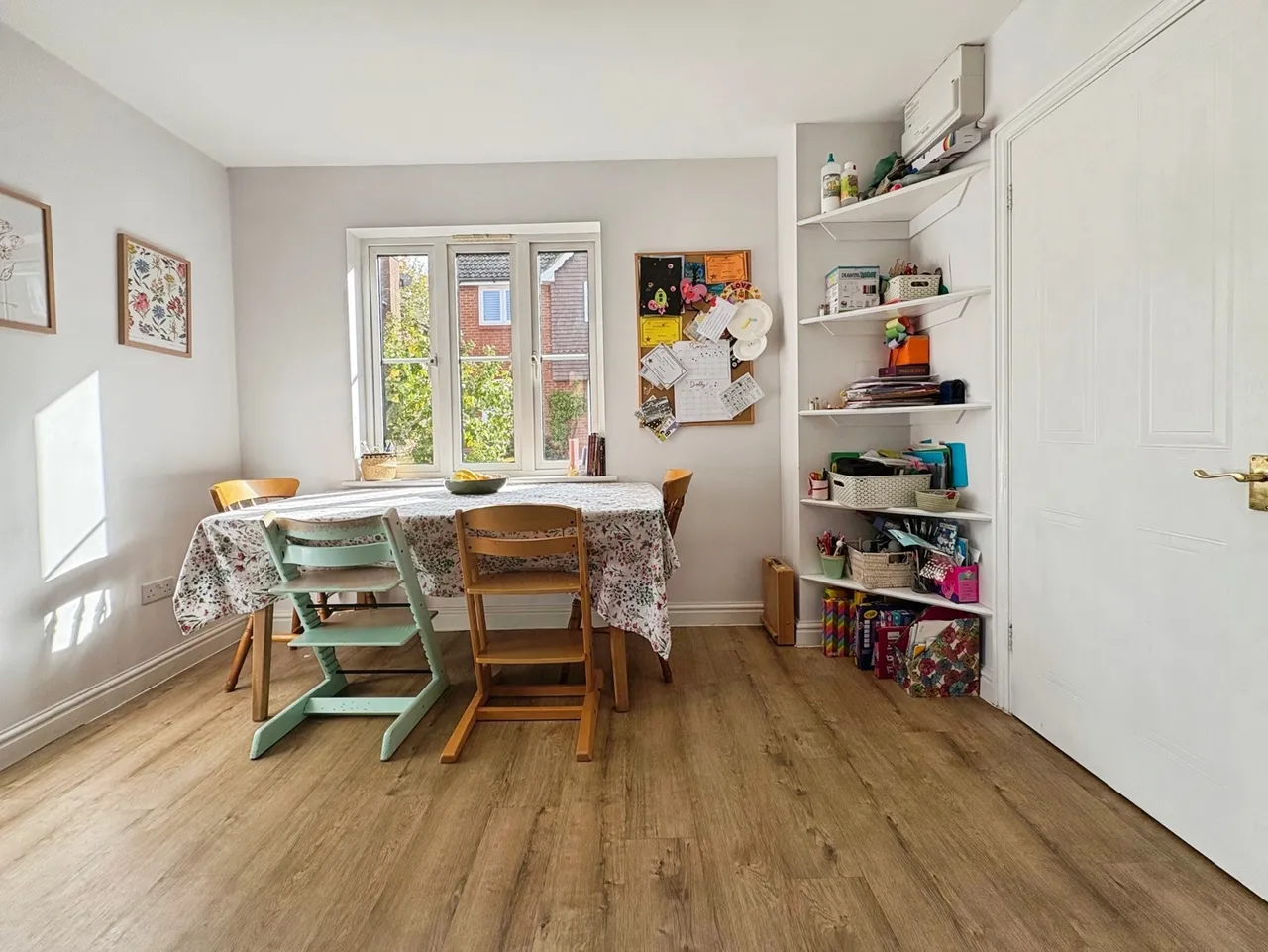 Lynton Close, Farnham, GU9, photo 10