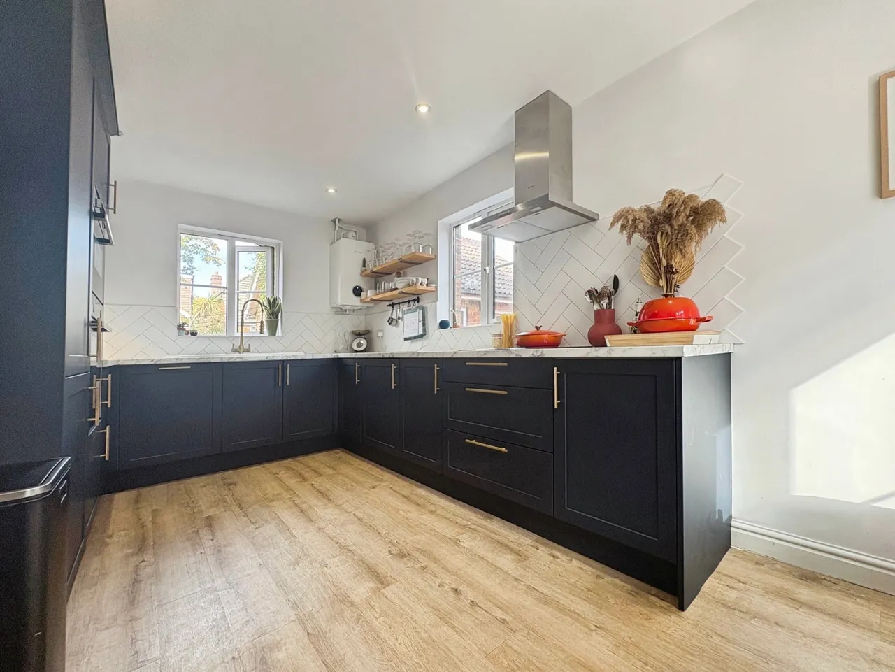 Lynton Close, Farnham, GU9, photo 9