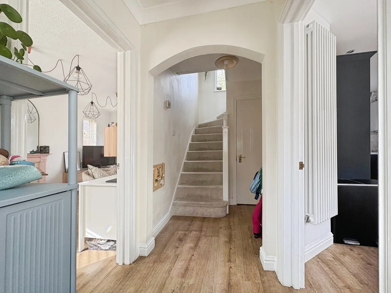 Lynton Close, Farnham, GU9, photo 8