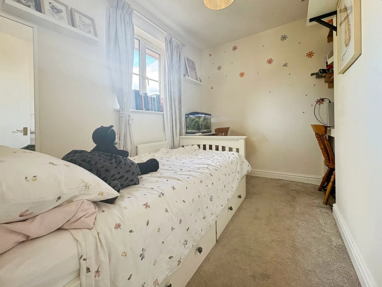 Lynton Close, Farnham, GU9, photo 15