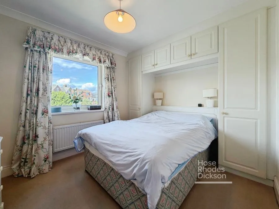 Admiral Gardens, Cowes, PO31, photo 10