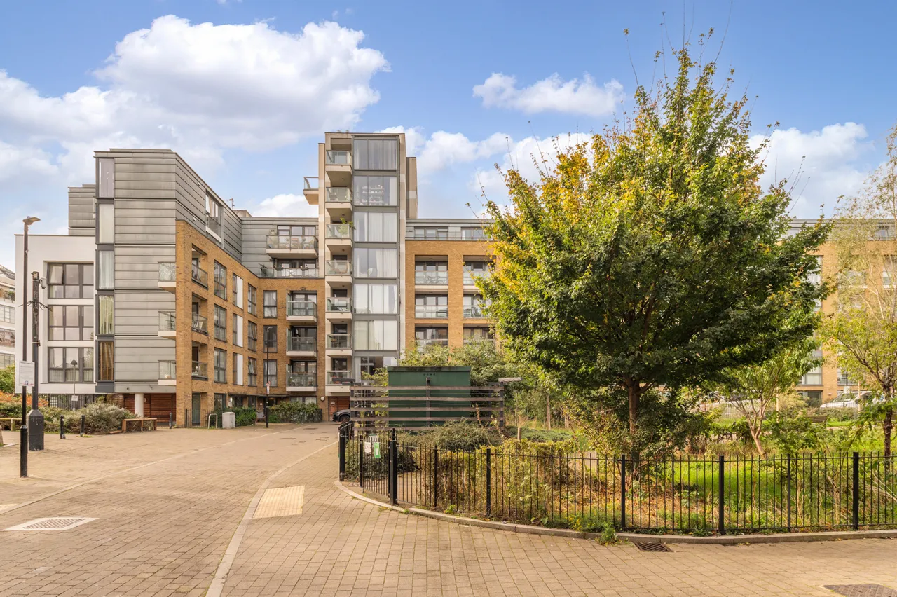 Canalside Square, Islington, N1, photo 17