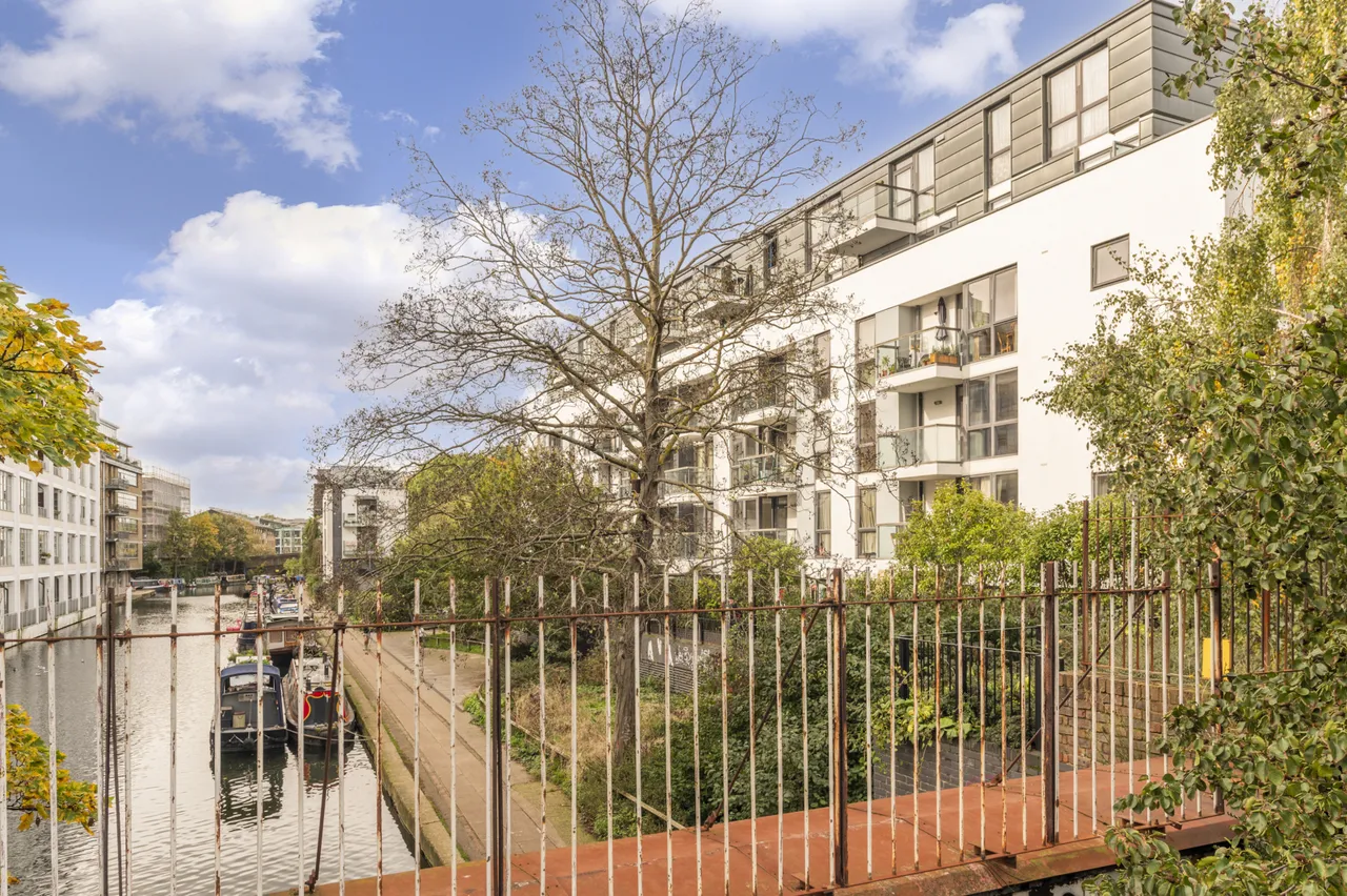 Canalside Square, Islington, N1, photo 16