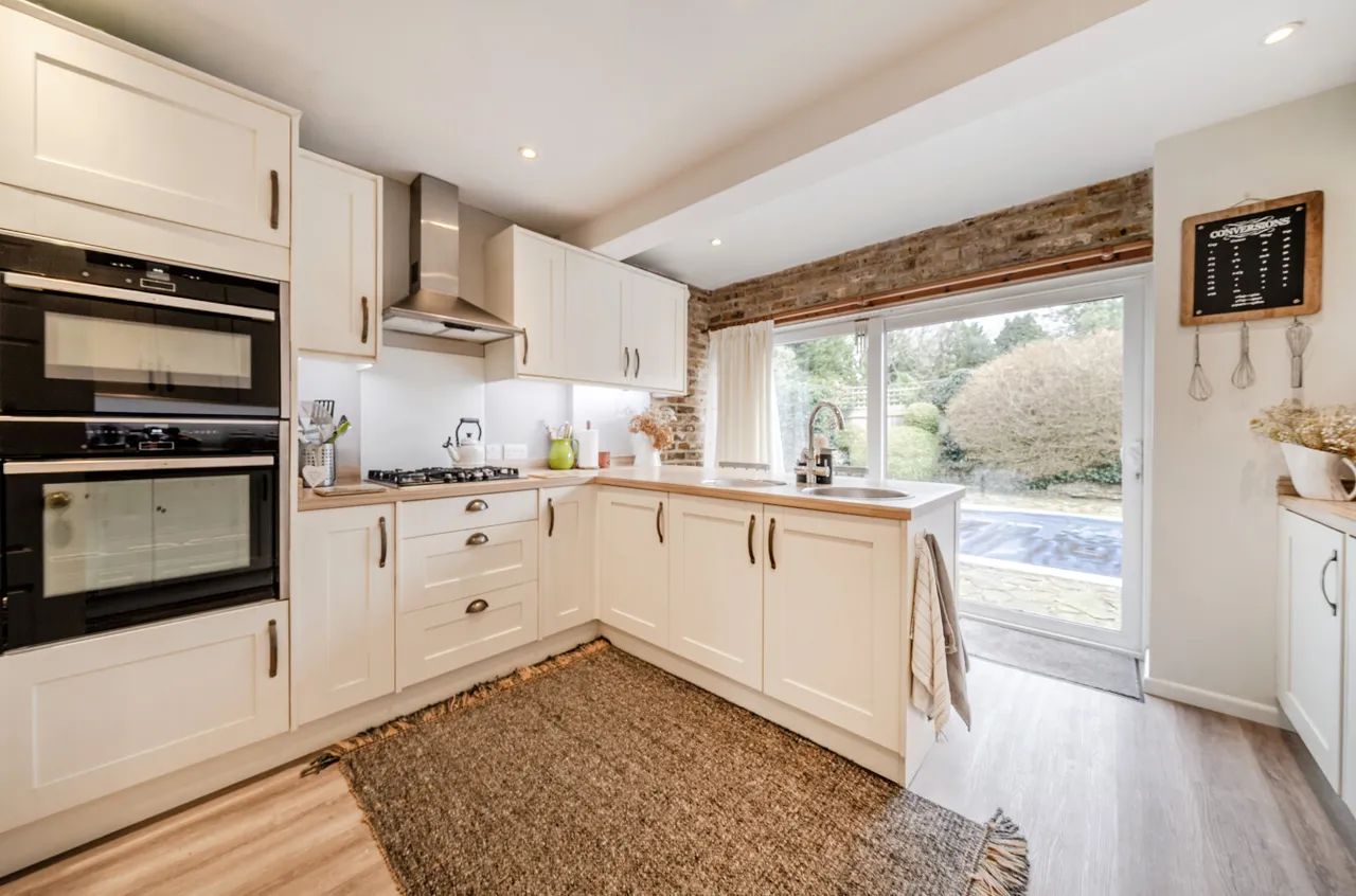 Waverley Close, Camberley, Surrey, GU15 1JH, photo 5