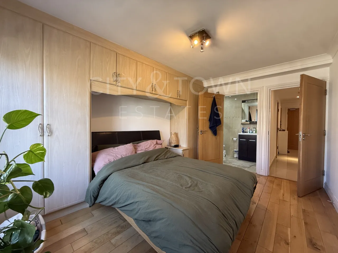 Copperfield Road, Mile End, E3, photo 6