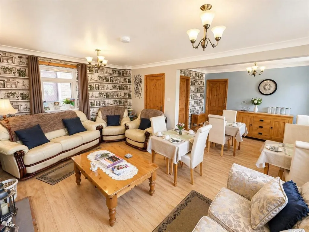 Rawdon Road, Haworth, BD22, photo 4