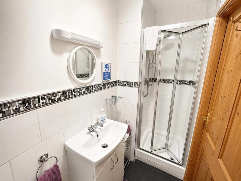 Rawdon Road, Haworth, BD22, photo 25