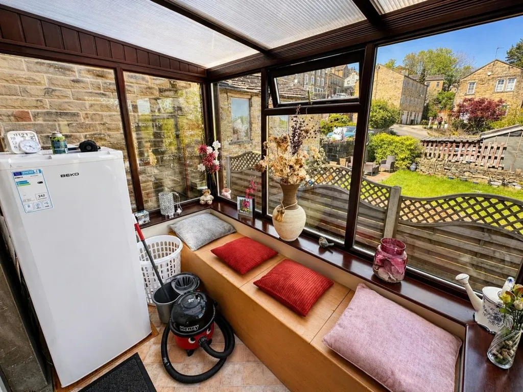 Rawdon Road, Haworth, BD22, photo 11