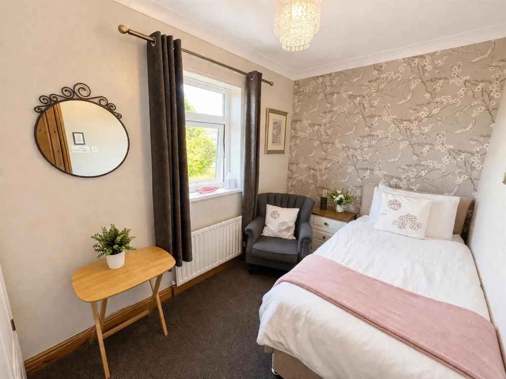 Rawdon Road, Haworth, BD22, photo 30