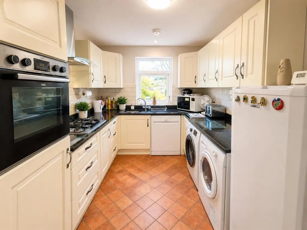 Rawdon Road, Haworth, BD22, photo 8