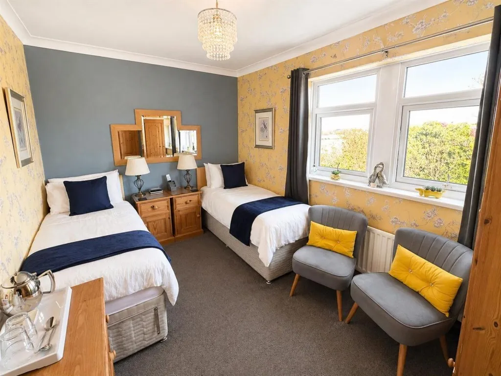Rawdon Road, Haworth, BD22, photo 21