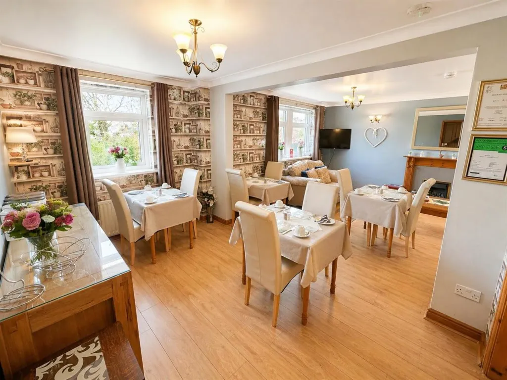 Rawdon Road, Haworth, BD22, photo 7