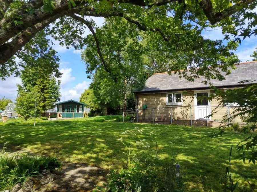 Kemming Road, Whitwell, PO38, photo 5