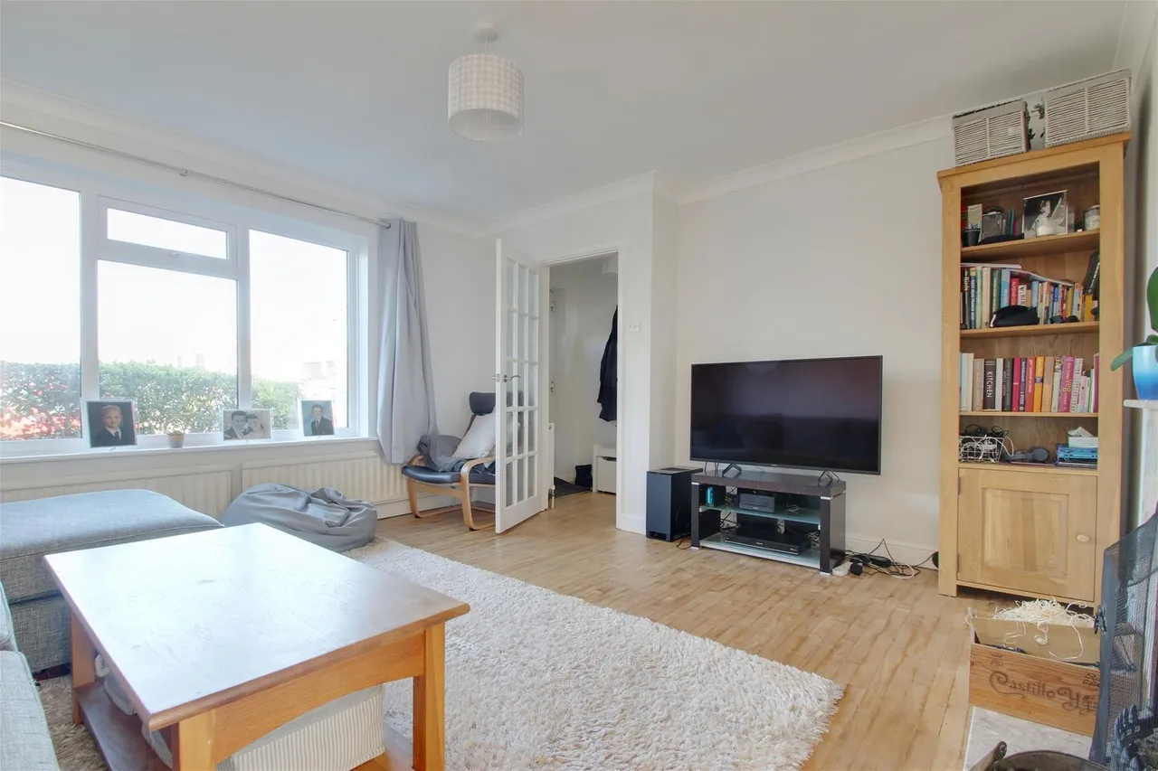 Ryecroft Close, Goring-By-Sea, Worthing, photo 4