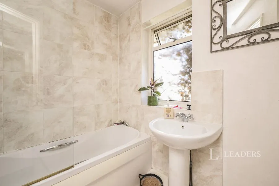 Parker Road, Wittering, PE8, photo 11