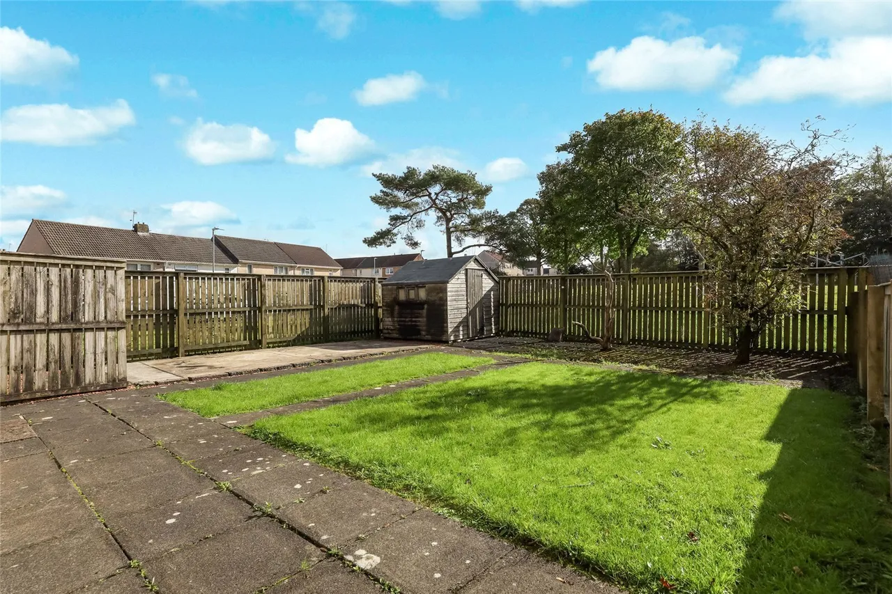 Alexander Fleming Avenue, Kilbirnie, KA25, photo 14