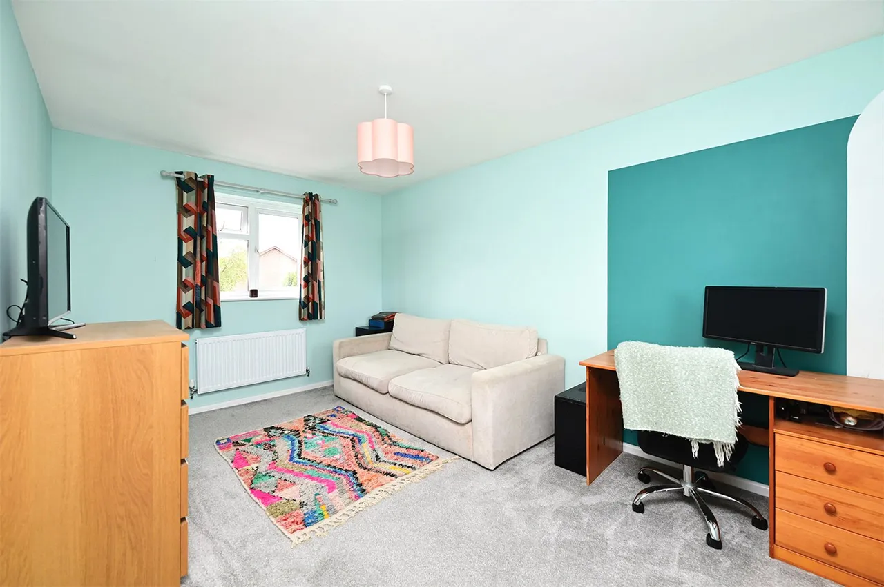 Kingfisher Walk, Ash, Guildford, Surrey, GU12 6RF, photo 9