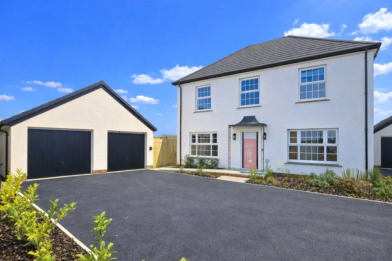 4 bed house for sale, Lord Meadow, Kilkhampton, EX23