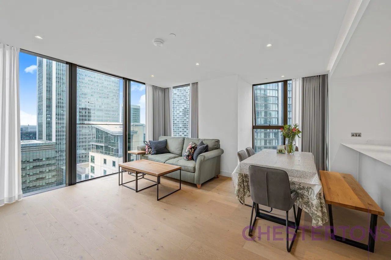 2 bed flat to rent, Marsh Wall, London, E14