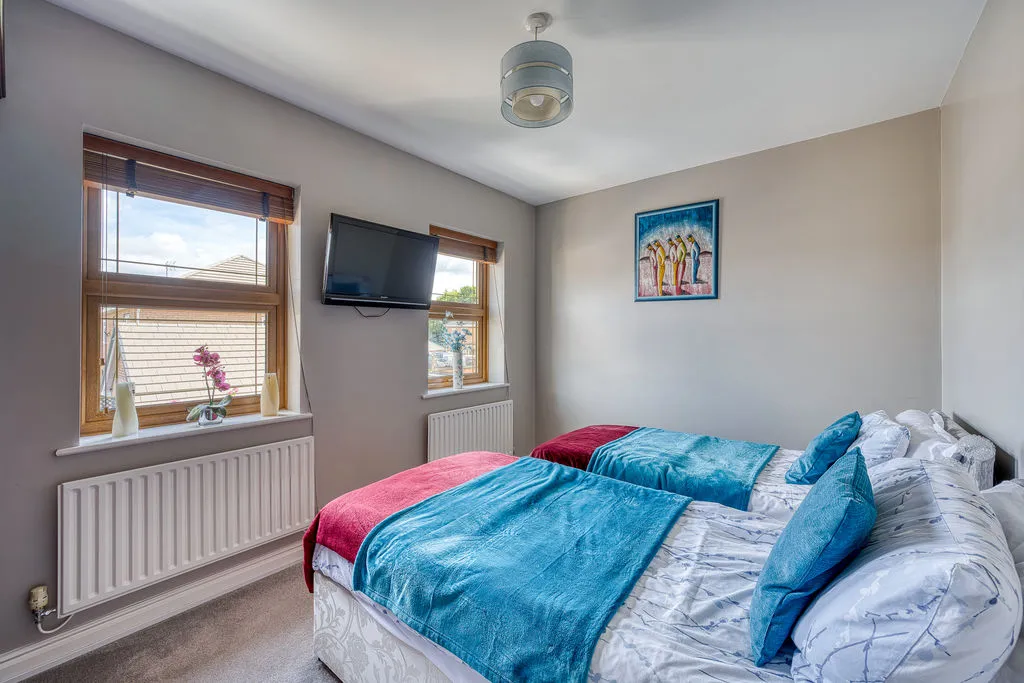 Bramwell Drive, Cheslyn Hay, WS6, photo 24