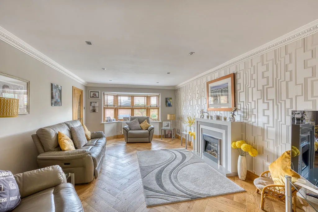 Bramwell Drive, Cheslyn Hay, WS6, photo 6
