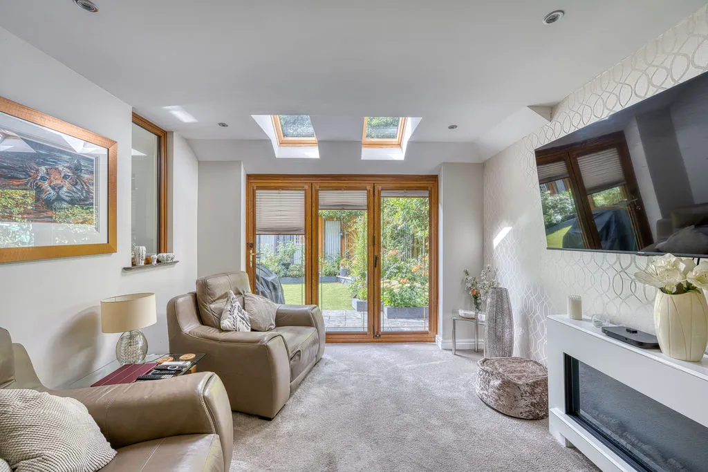 Bramwell Drive, Cheslyn Hay, WS6, photo 12